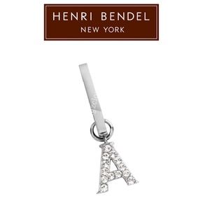 🌟NWT🌟 Henri Bendel Pave Letter “A” charm